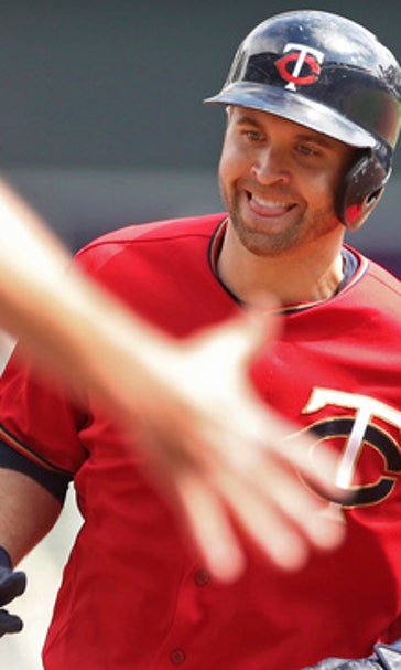 As the home runs pile up for Dozier, so do losses for Twins